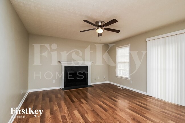 1877 Wedgewood Dr, Stone Mountain, GA 30088 - photo 2