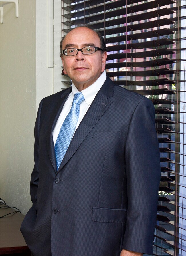 Agent Photo