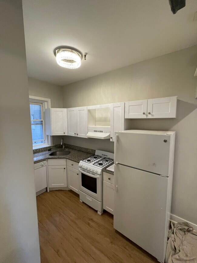1193 Commonwealth Ave unit 1, Boston, MA 02134 - photo 3