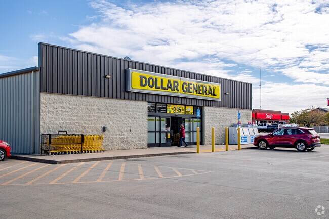 Dollar General in Mitchellville stocks household essentials and snacks.