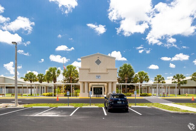 North Naples Middle School is the closest middle school to Longshore Lakes.