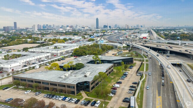 West Park Tollway connects Mission Bend's locals to Uptown.