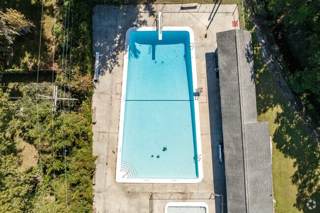 Residents can find a community pool at Kensington Park Neighborhood Park.