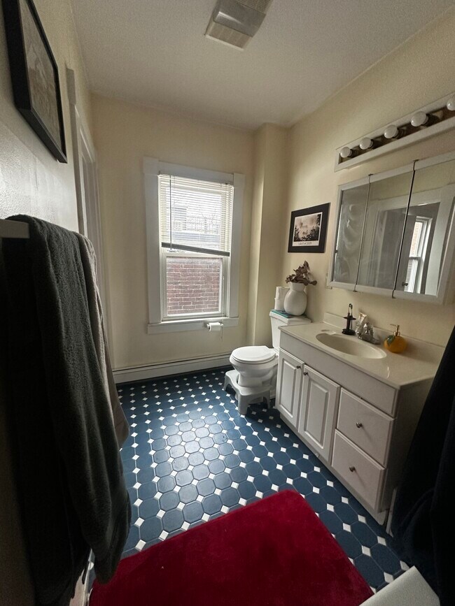 74 Gore St unit 1, Cambridge, MA 02141 - photo 7