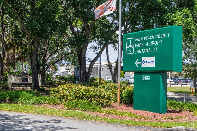 Lantana Road provides quick access from Northtree to Palm Beach and its international airport.