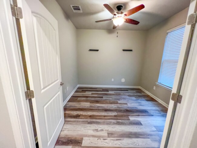 524 Cautillion Dr, Youngsville, LA 70592 - photo 6