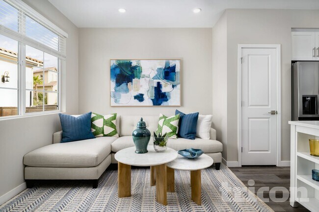 10474 Barrena Lp, Elk Grove, CA 95757 - photo 4