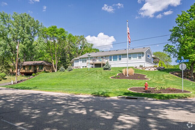 Many homes in the Woodland-Highland neighborhood are distinct with unique lots.