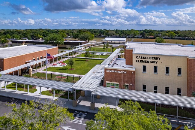 Casselberry Elementary School teaches students in grades PK-5.