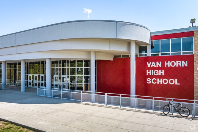 Van Horn High School achieves high academic standards in Independendence.