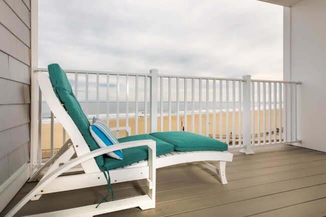 315 Ocean Blvd unit 501, Hampton, NH 03842 - photo 3