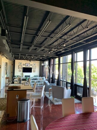 120 N Indian Alley Unit 200, Winchester, VA 22601