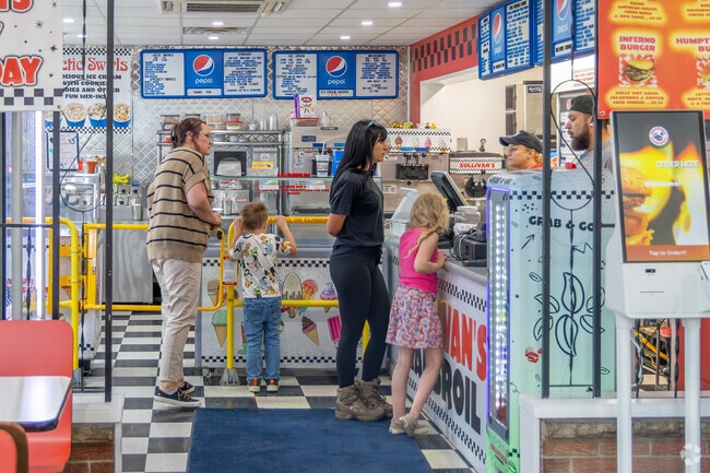 Sullivan's Carbroil is serving up Classic American Style food that Charlotte residents love.