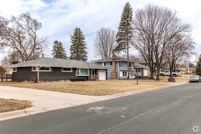 1950s and ‘60s ramblers and split-levels are the predominant housing style in Rice Creek Terrace West.