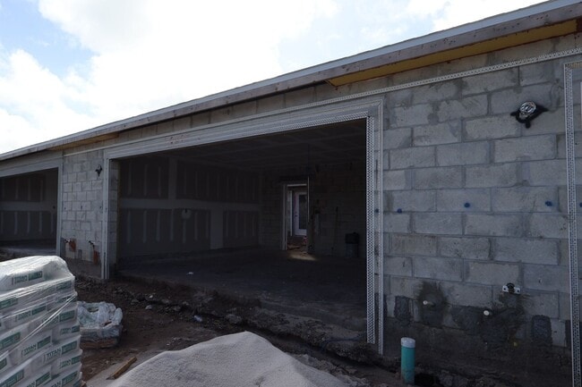 5234 Center Lake Ranch Blvd, Saint Cloud, FL 34771 - photo 2