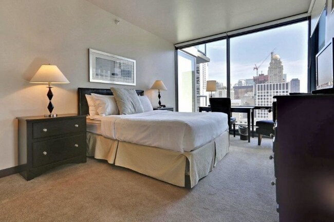 460 N State St, Chicago, IL 60654 - photo 5