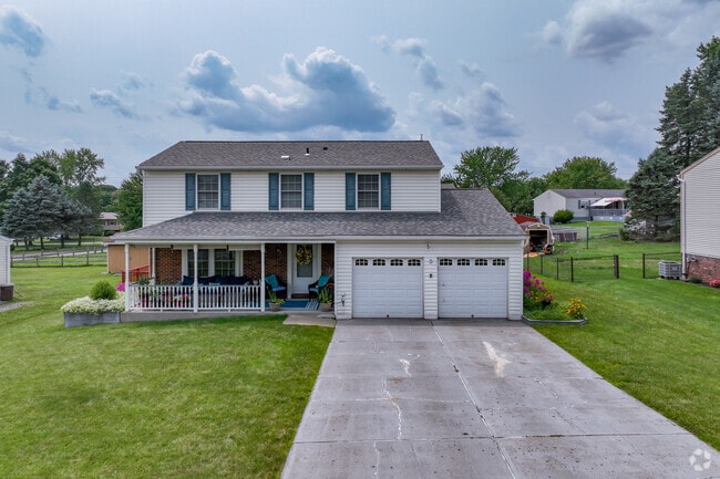 Most houses in Economy have attached garages, perfect to keep your car safe from the weather.
