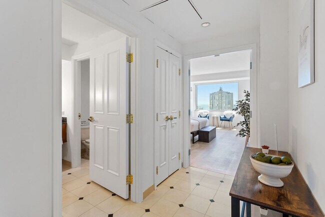 810 Pacific Ave unit ID1358976P, Atlantic City, NJ 08401 - photo 3