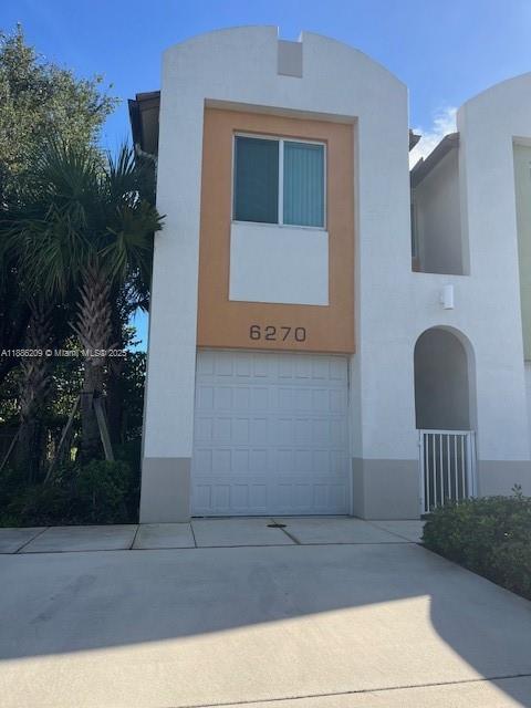 6270 SW 47th Ct, Davie, FL 33314