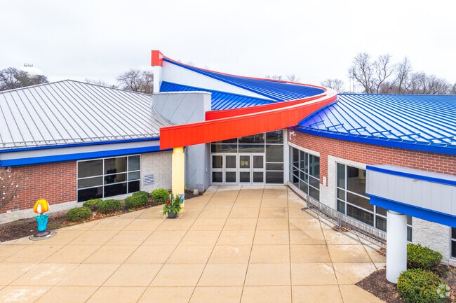 Ernest R Elliot Elementary School is located in Munster.