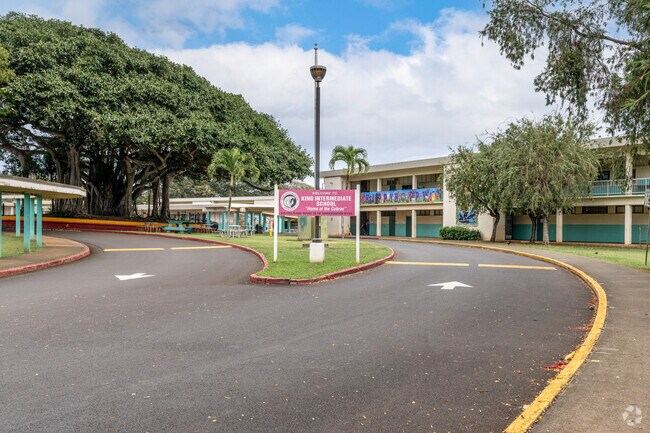 The school's vibrant campus is complemented by its state-of-the-art facilities.