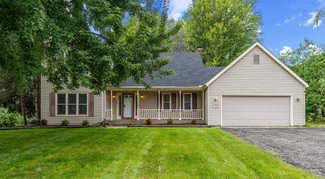 1900 Vernon Dr S, Hopkins, MN 55305