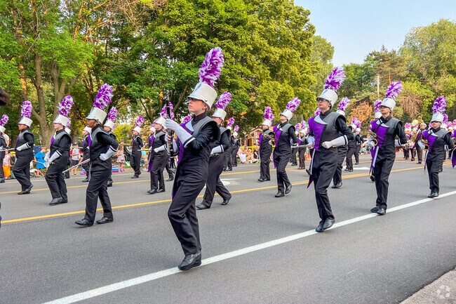 The Roseville Rose Parade takes place every year in June.