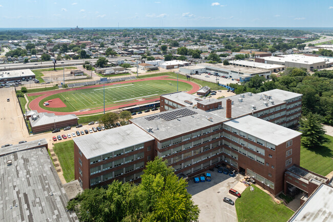 Gateway High School aligns with Missouri state standards.