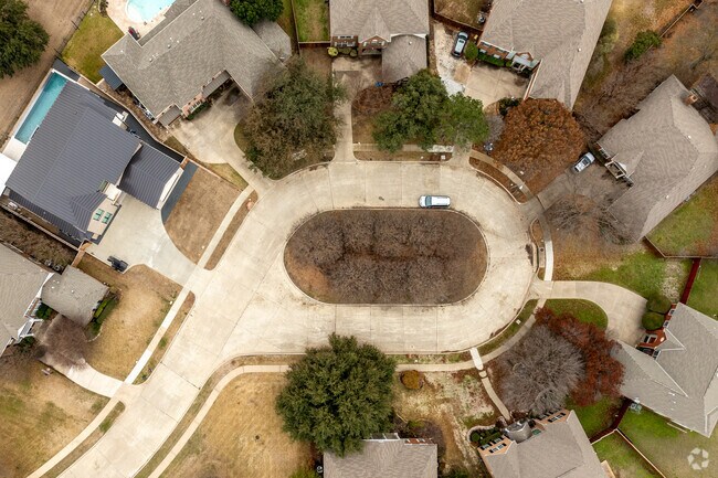 Many Sherrill Park homes are situated neatly along cul de sacs.