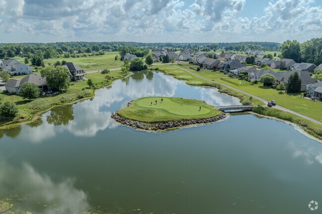 Grey Hawk Golf Club welcomes golfers of all abilities, as a primary entertainment destination in LaGrange.