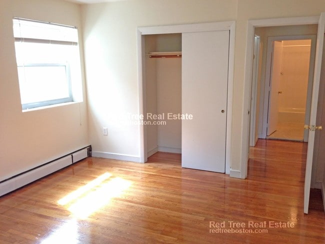 34 Gardner St unit 31, Allston, MA 02134 - photo 4