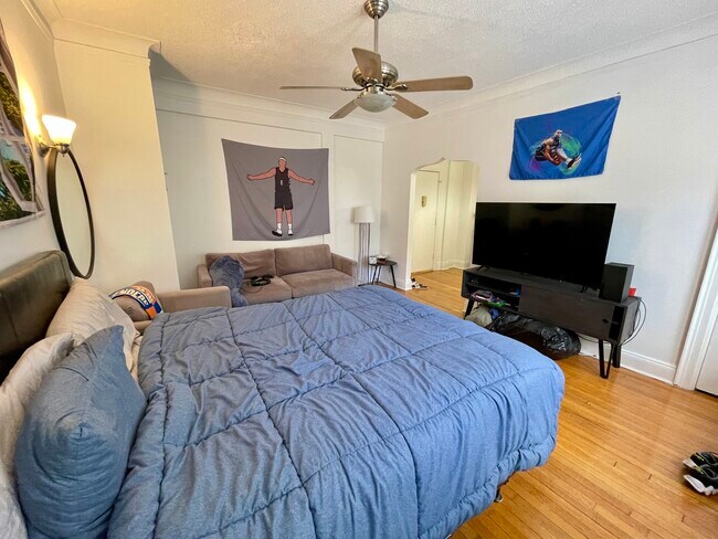 141 Englewood Ave unit 1, Brighton, MA 02135 - photo 3