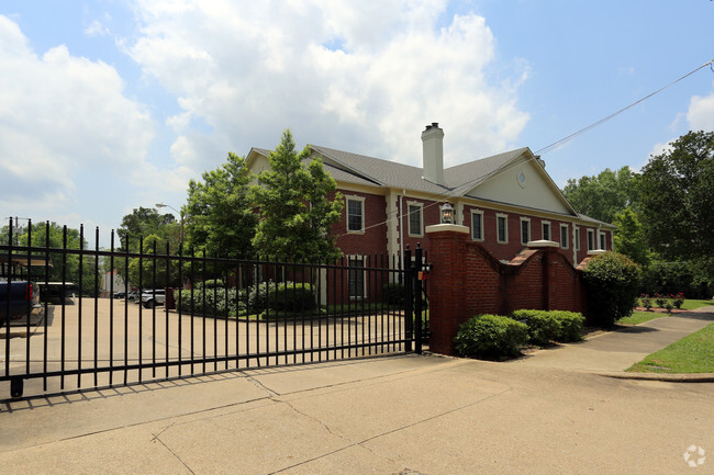 907 Morningside Street
