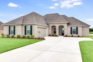 218 Royal Oak, Thibodaux, LA 70301