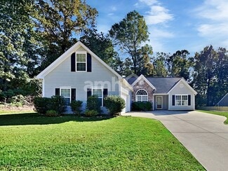 5147 Scenic View Rd, Flowery Branch, GA 30542