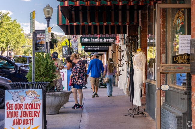 Downtown Prescott is only several miles away from the Diamond Valley neighborhood.