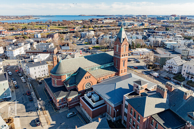 Saint John Paul II Catholic Academy - Columbia Campus is a Catholic school in Dorchester, MA.
