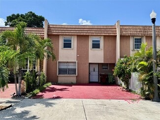 890 W 81st Place, Hialeah, FL 33014