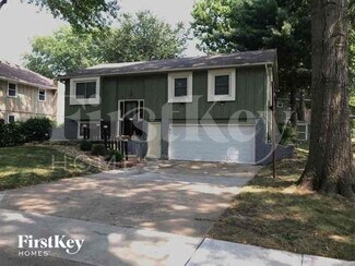 9951 Parkhill St, Lenexa, KS 66215