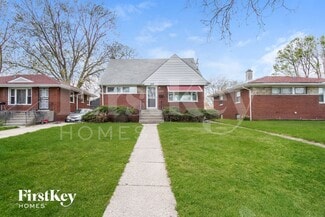 326 Clyde Ave, Calumet City, IL 60409