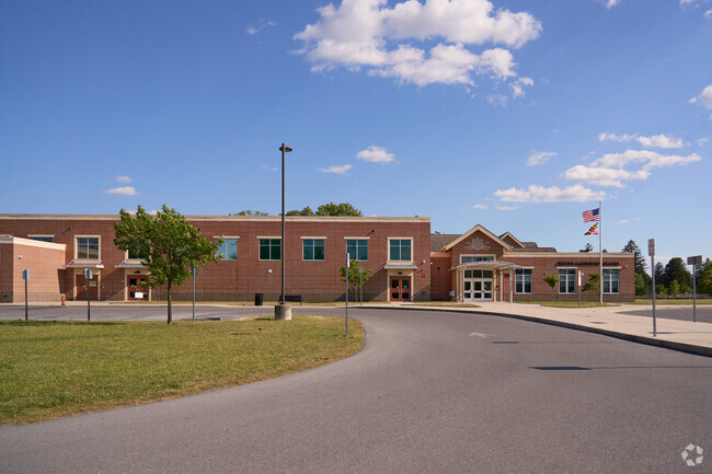 Bester Elementary earns a C+ rating from Niche.