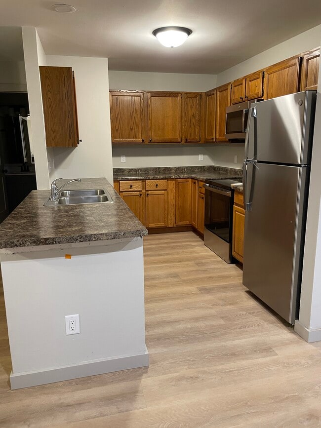 2931 King James Way, Fitchburg, WI 53719 - photo 3