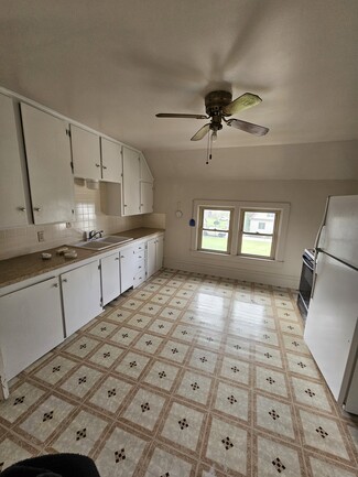 1148 6th St Unit Upper, Kiel, WI 53042