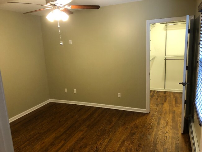 120 Frederick Ave unit Floor 1, Hawthorne, NJ 07506 - photo 6