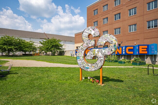 There are many sculptures located in Creative Park.