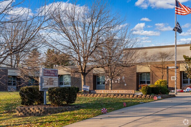 Welcome to Harry S Truman Elementary.