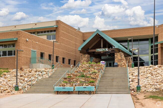 Conifer Senior High School in Conifer has achieved a score of A- on Niche.com.