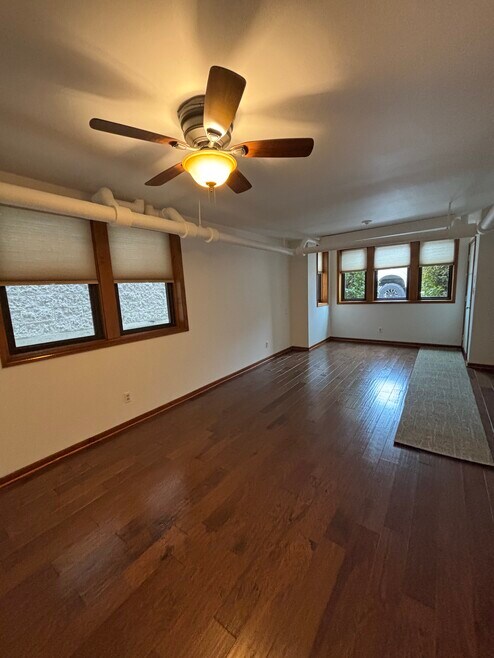 2318 W Diversey Ave unit Garden Apt, Chicago, IL 60647 - photo 1