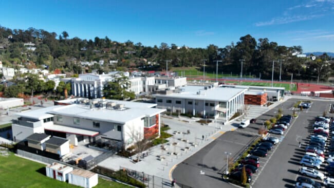 San Rafael High School is a great place for new students in San Rafael.