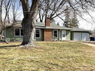 2940 Orchard Ave N, Golden Valley, MN 55422